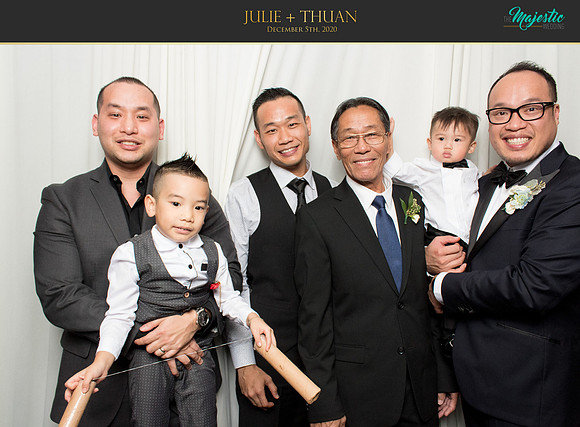 20048 - Julie + Thuan Wedding Photobooth 2020
