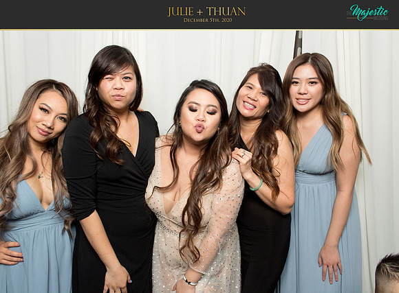 20046 - Julie + Thuan Wedding Photobooth 2020