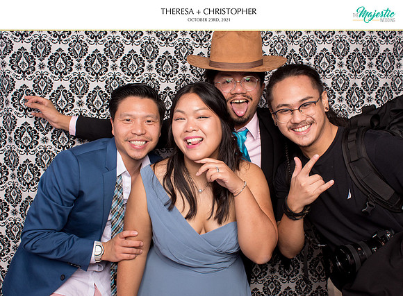 60447 - Theresa + Christopher Wedding Photobooth 2021