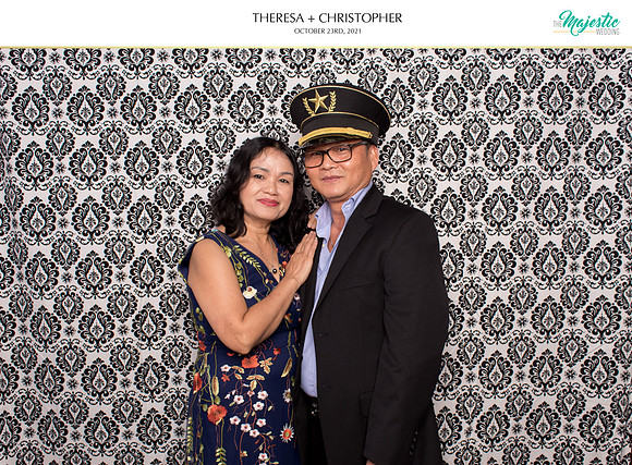 60049 - Theresa + Christopher Wedding Photobooth 2021