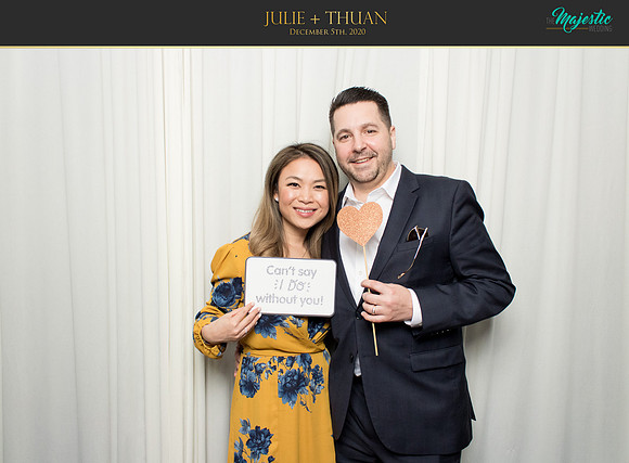 20120 - Julie + Thuan Wedding Photobooth 2020