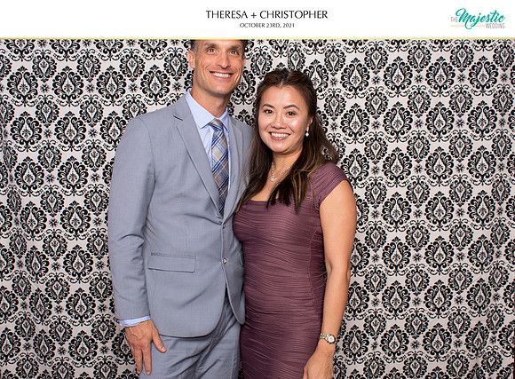 60236 - Theresa + Christopher Wedding Photobooth 2021