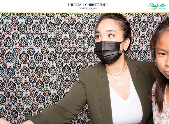60244 - Theresa + Christopher Wedding Photobooth 2021