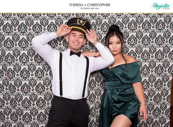 60267 - Theresa + Christopher Wedding Photobooth 2021