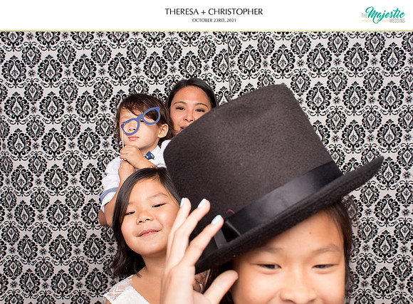 60149 - Theresa + Christopher Wedding Photobooth 2021