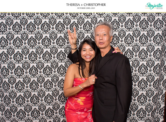 60068 - Theresa + Christopher Wedding Photobooth 2021