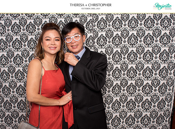 60171 - Theresa + Christopher Wedding Photobooth 2021