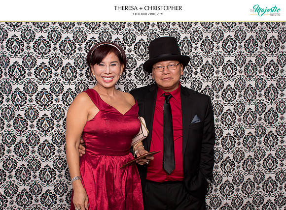 60399 - Theresa + Christopher Wedding Photobooth 2021
