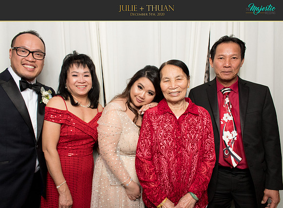 20064 - Julie + Thuan Wedding Photobooth 2020