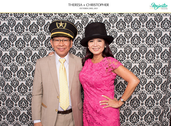 60079 - Theresa + Christopher Wedding Photobooth 2021
