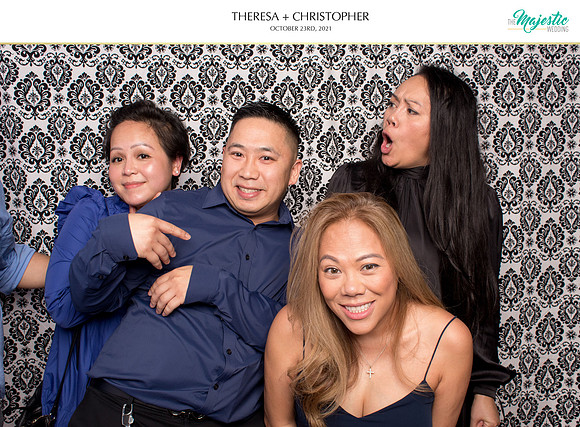 60405 - Theresa + Christopher Wedding Photobooth 2021