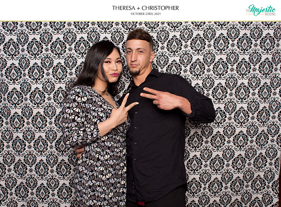 60031 - Theresa + Christopher Wedding Photobooth 2021