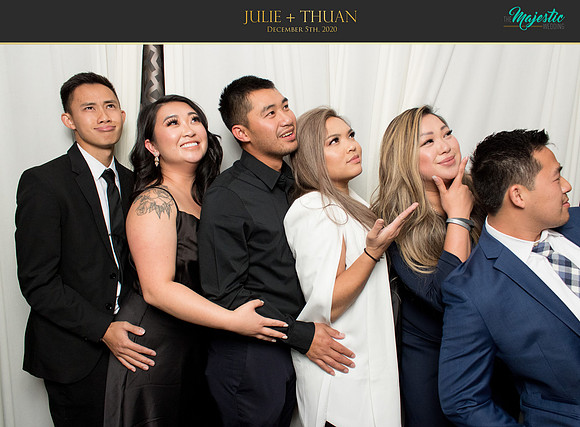 20182 - Julie + Thuan Wedding Photobooth 2020