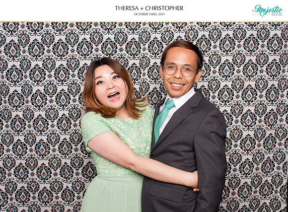 60029 - Theresa + Christopher Wedding Photobooth 2021