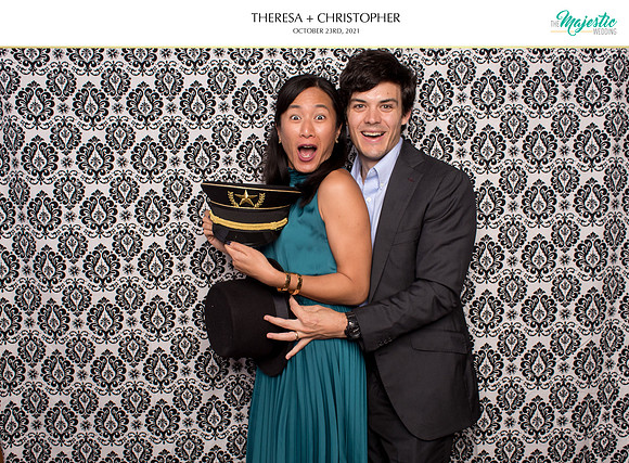 60233 - Theresa + Christopher Wedding Photobooth 2021