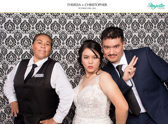 60444 - Theresa + Christopher Wedding Photobooth 2021