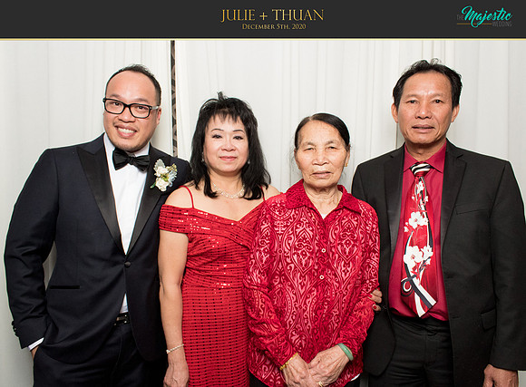 20066 - Julie + Thuan Wedding Photobooth 2020