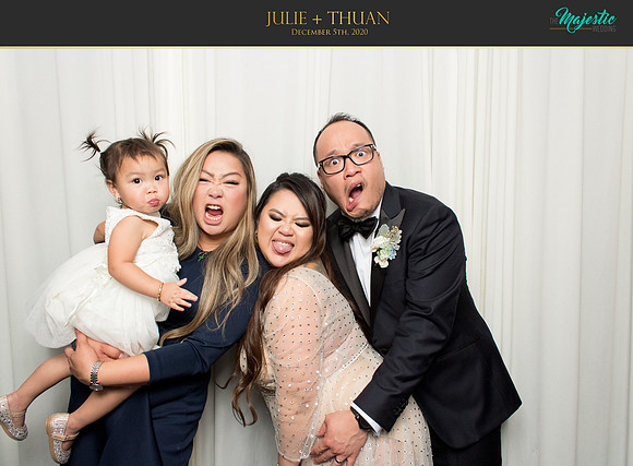 20092 - Julie + Thuan Wedding Photobooth 2020