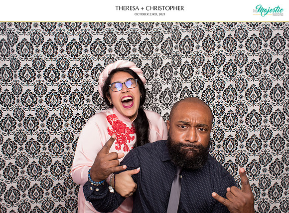 60346 - Theresa + Christopher Wedding Photobooth 2021