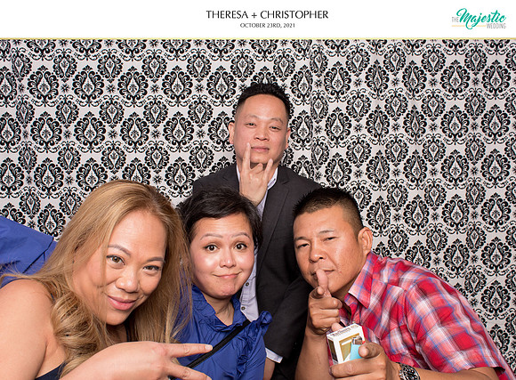 60364 - Theresa + Christopher Wedding Photobooth 2021