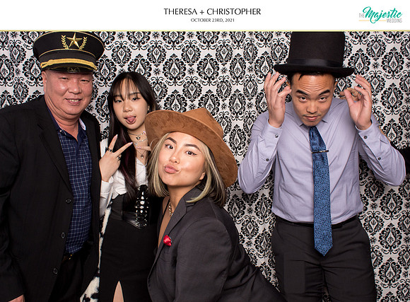 60355 - Theresa + Christopher Wedding Photobooth 2021