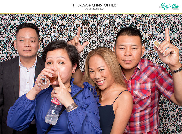 60362 - Theresa + Christopher Wedding Photobooth 2021