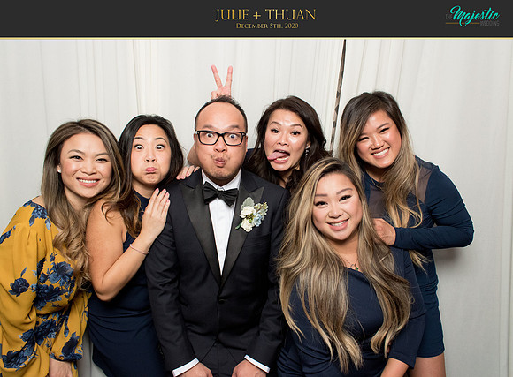 20100 - Julie + Thuan Wedding Photobooth 2020