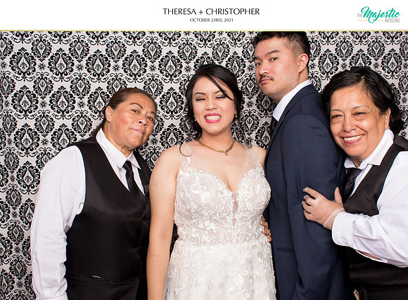 60445 - Theresa + Christopher Wedding Photobooth 2021