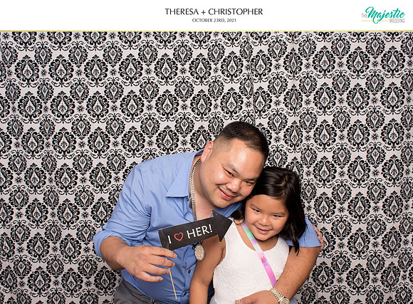 60287 - Theresa + Christopher Wedding Photobooth 2021