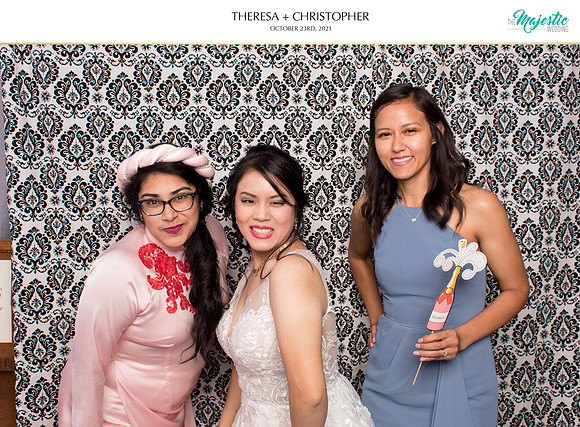 60376 - Theresa + Christopher Wedding Photobooth 2021