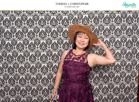 60257 - Theresa + Christopher Wedding Photobooth 2021
