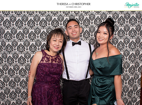 60251 - Theresa + Christopher Wedding Photobooth 2021