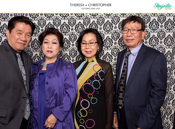 60088 - Theresa + Christopher Wedding Photobooth 2021