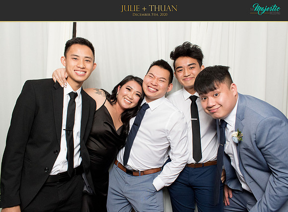 20080 - Julie + Thuan Wedding Photobooth 2020