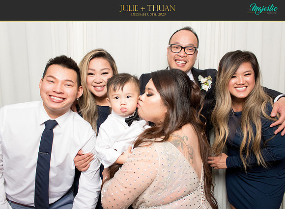 20088 - Julie + Thuan Wedding Photobooth 2020