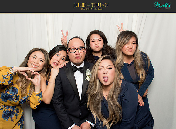 20101 - Julie + Thuan Wedding Photobooth 2020