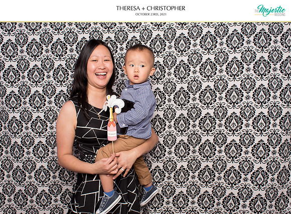 60118 - Theresa + Christopher Wedding Photobooth 2021