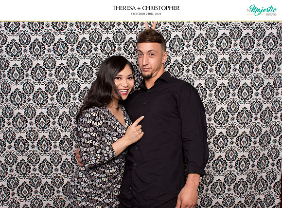 60032 - Theresa + Christopher Wedding Photobooth 2021