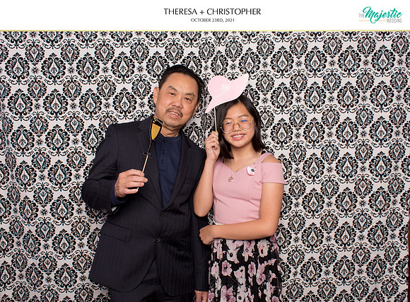60227 - Theresa + Christopher Wedding Photobooth 2021