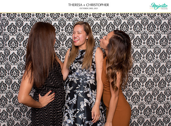 60020 - Theresa + Christopher Wedding Photobooth 2021