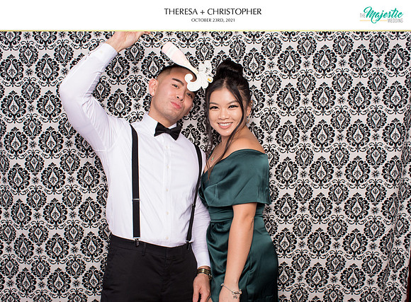 60082 - Theresa + Christopher Wedding Photobooth 2021