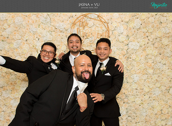 20088 - Jasna + Vu Wedding Photobooth 2021