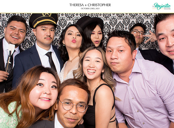 60327 - Theresa + Christopher Wedding Photobooth 2021