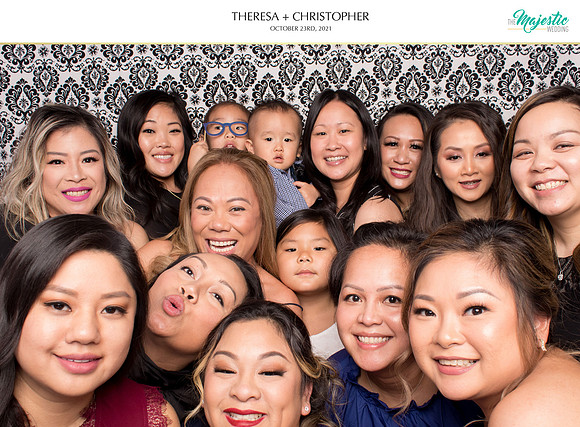 60114 - Theresa + Christopher Wedding Photobooth 2021