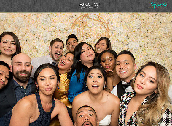 20228 - Jasna + Vu Wedding Photobooth 2021