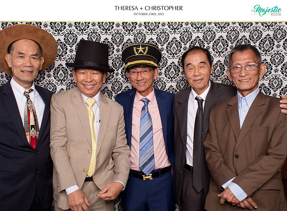 60024 - Theresa + Christopher Wedding Photobooth 2021
