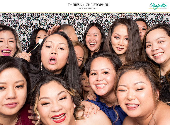 60115 - Theresa + Christopher Wedding Photobooth 2021