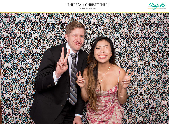 60382 - Theresa + Christopher Wedding Photobooth 2021