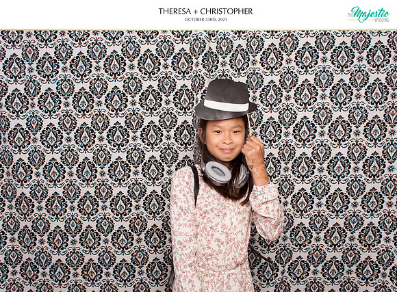 60126 - Theresa + Christopher Wedding Photobooth 2021