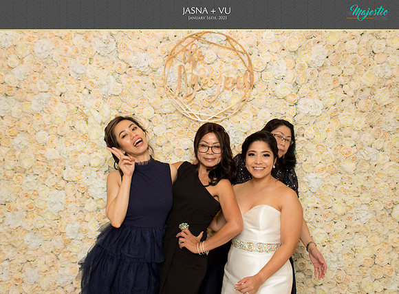 20208 - Jasna + Vu Wedding Photobooth 2021
